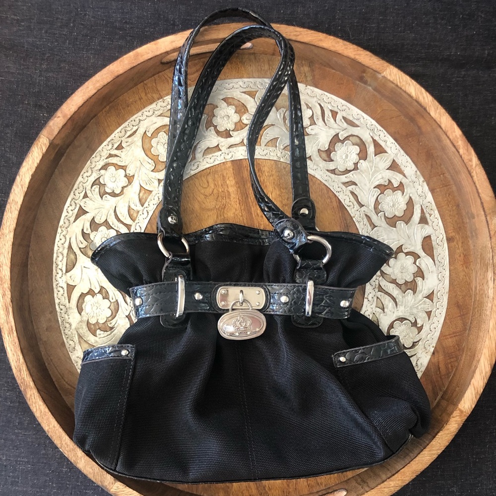 Black Shoulder Bag